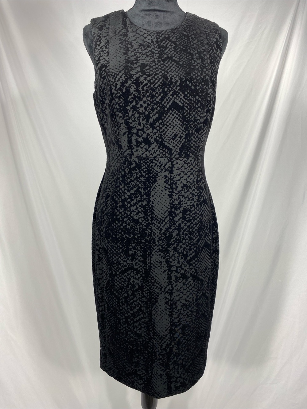 Calvin Klein Black Sleeveless Textured Snakeskin Pencil Midi Dress Size 10